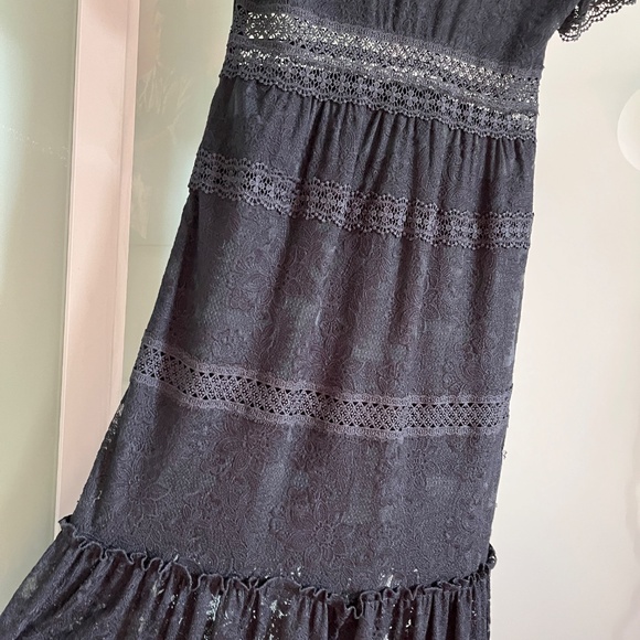 The Kooples (2/M) tiered lace short-sleeve dress, with asymmetrical hem, EUC. - Picture 2 of 14
